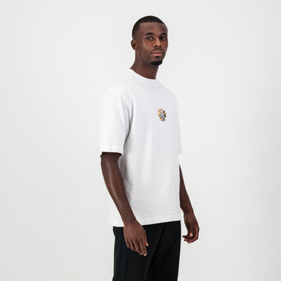 Kaizer Chiefs Pop Art Badge White Boxy Tee: Soft Cotton Oversized Fan Shirt