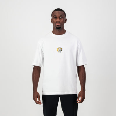 Kaizer Chiefs Pop Art Badge White Boxy Tee: Soft Cotton Oversized Fan Shirt