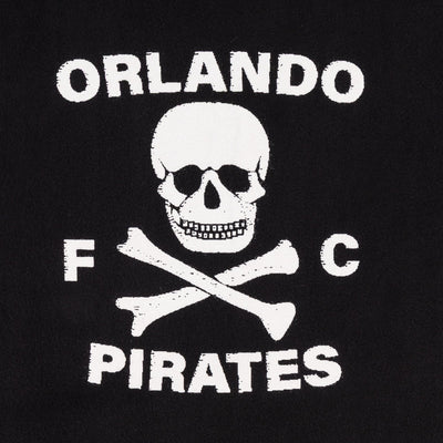 Soft Cotton Orlando Pirates Graphic Tee: Distressed Skull and Crossbones Crewneck Shirt