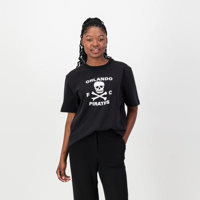 Soft Cotton Orlando Pirates Graphic Tee: Distressed Skull and Crossbones Crewneck Shirt