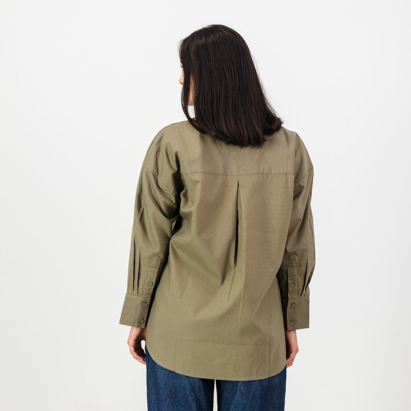 Springboks Women's Classic Taupe Oxford Shirt: Relaxed Fit, Versatile Style