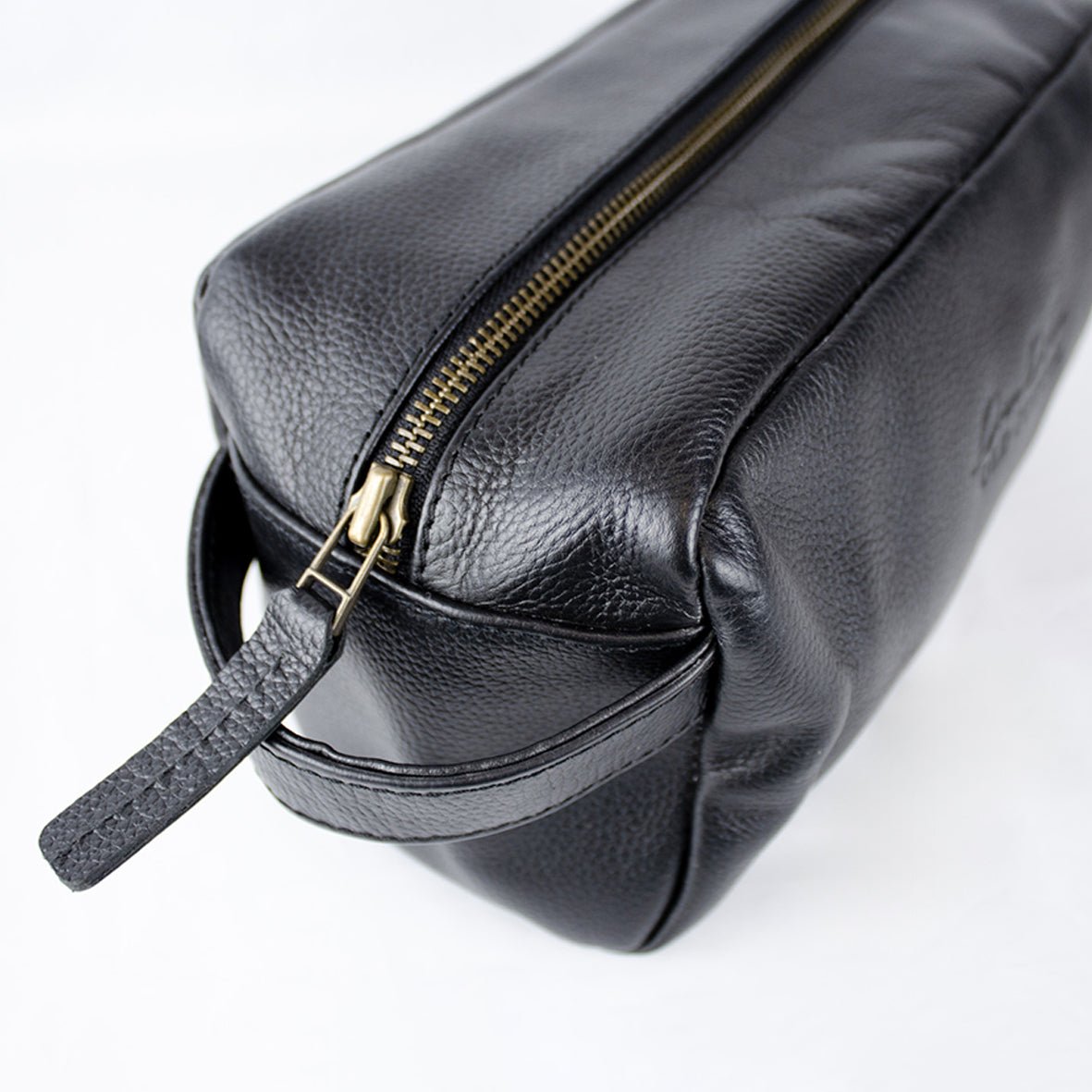 Luxury Full-Grain Leather Vanity Bag: Stylish, Durable, and Travel-Ready Organizer